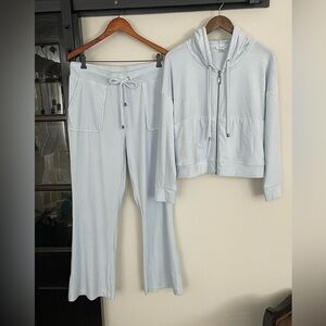 NWOT. Cable & Gauge Velour Light Blue Hoodie and pant, Sz L